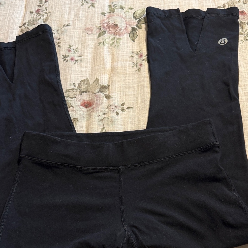 Vintage lululemon athletica Black Women's High-Rise Leggings with V-Cuff